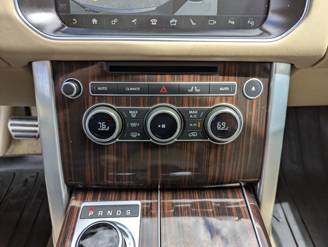 Land Rover Range Rover V8 Supercharged LWB 2017