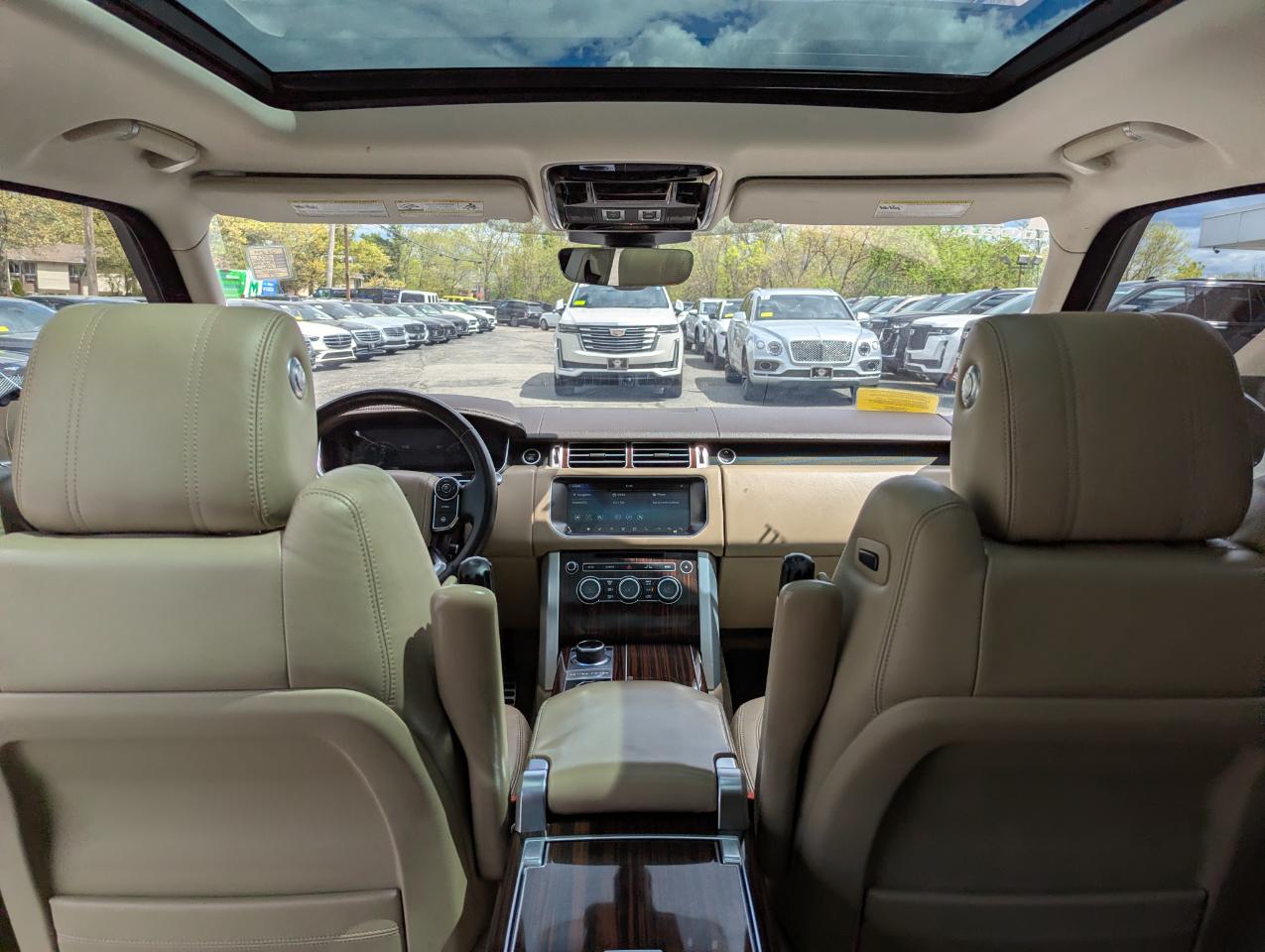 Land Rover Range Rover V8 Supercharged LWB 2017