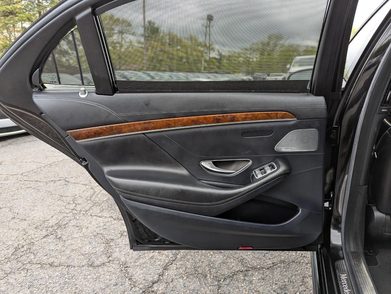 Mercedes-Benz S-Class 4dr Sdn S 550 4MATIC 2016