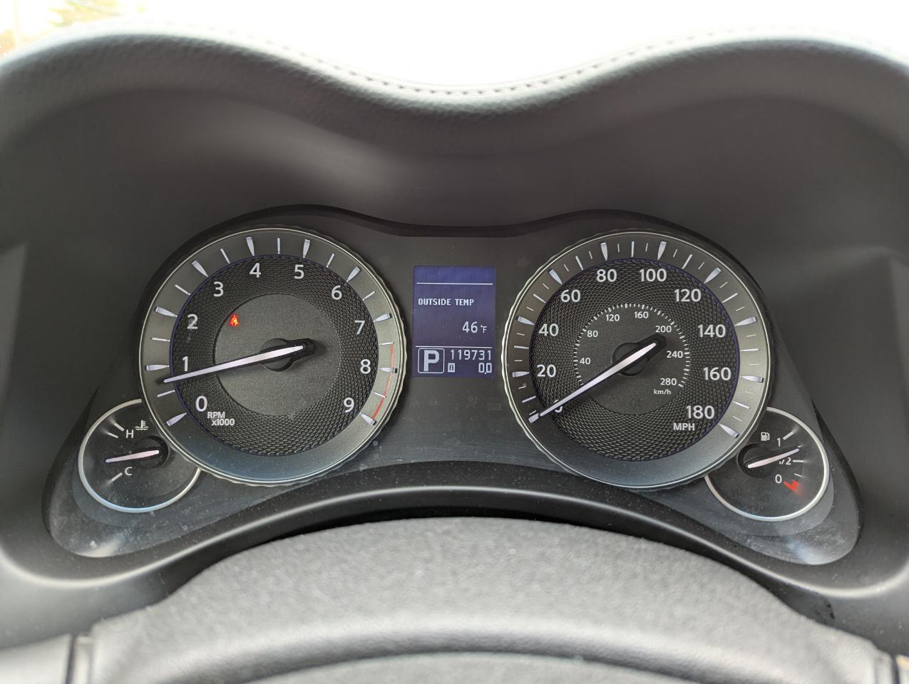Infiniti M37 4dr Sdn AWD 2011