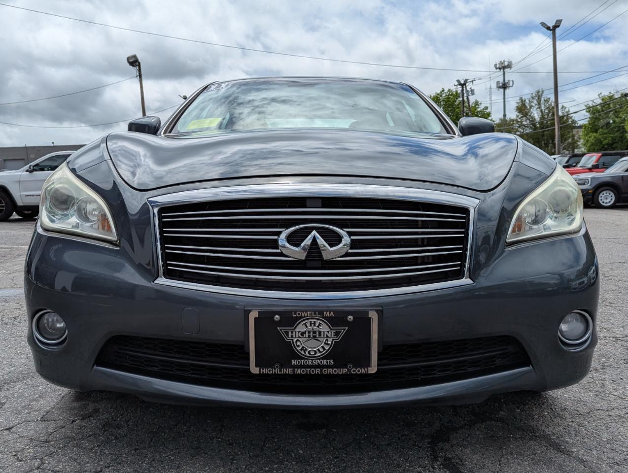 Infiniti M37 4dr Sdn AWD 2011