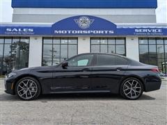 2022 BMW 5 Series 