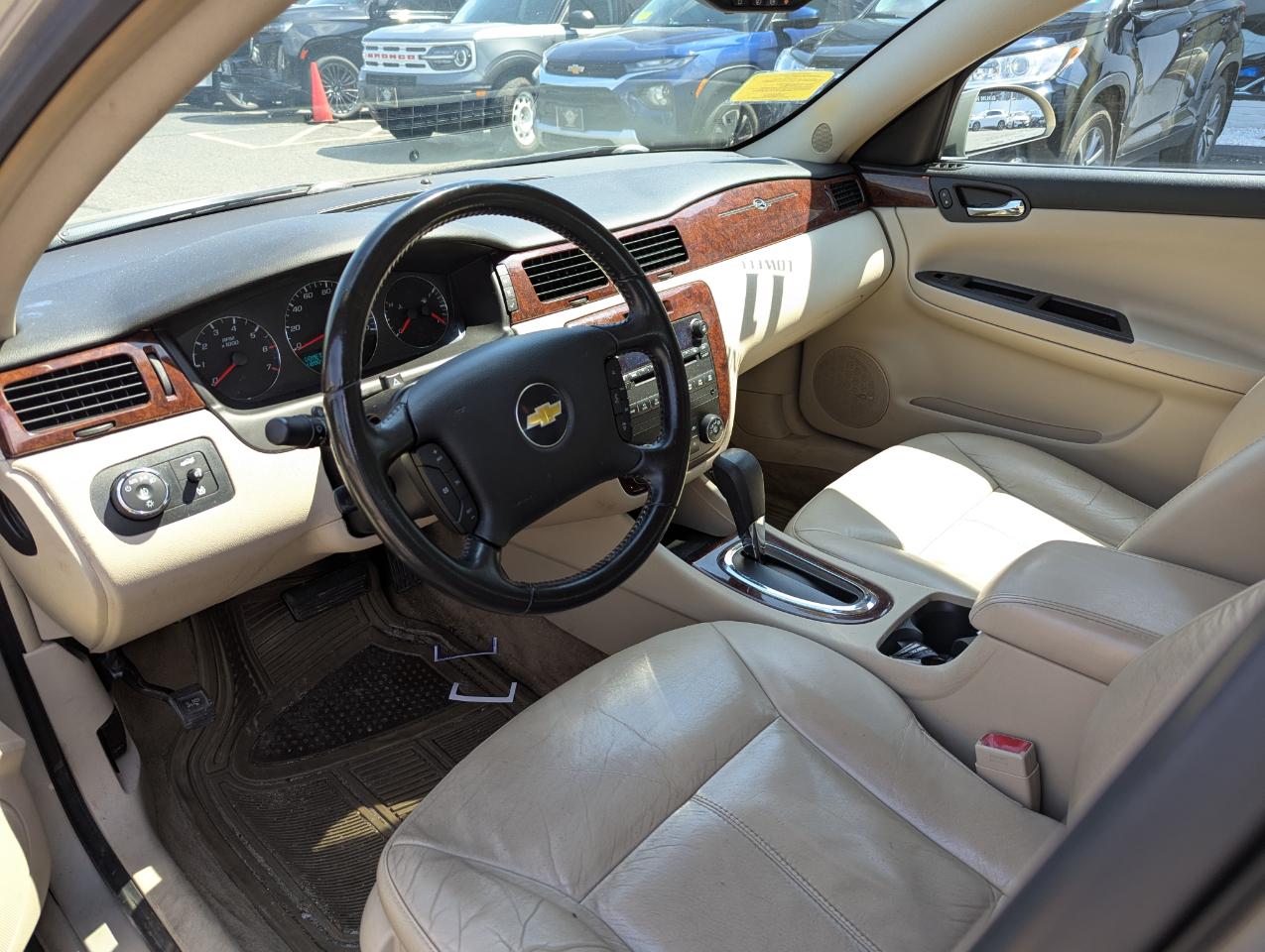 Chevrolet Impala 4dr Sdn LT Fleet 2011