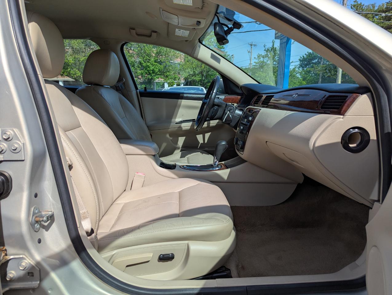 Chevrolet Impala 4dr Sdn LT Fleet 2011
