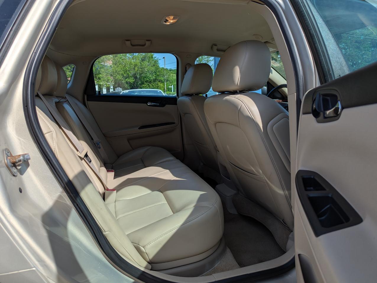 Chevrolet Impala 4dr Sdn LT Fleet 2011