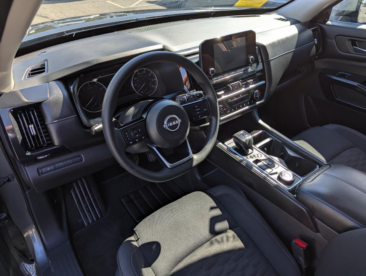 Nissan Pathfinder S 4WD 2022