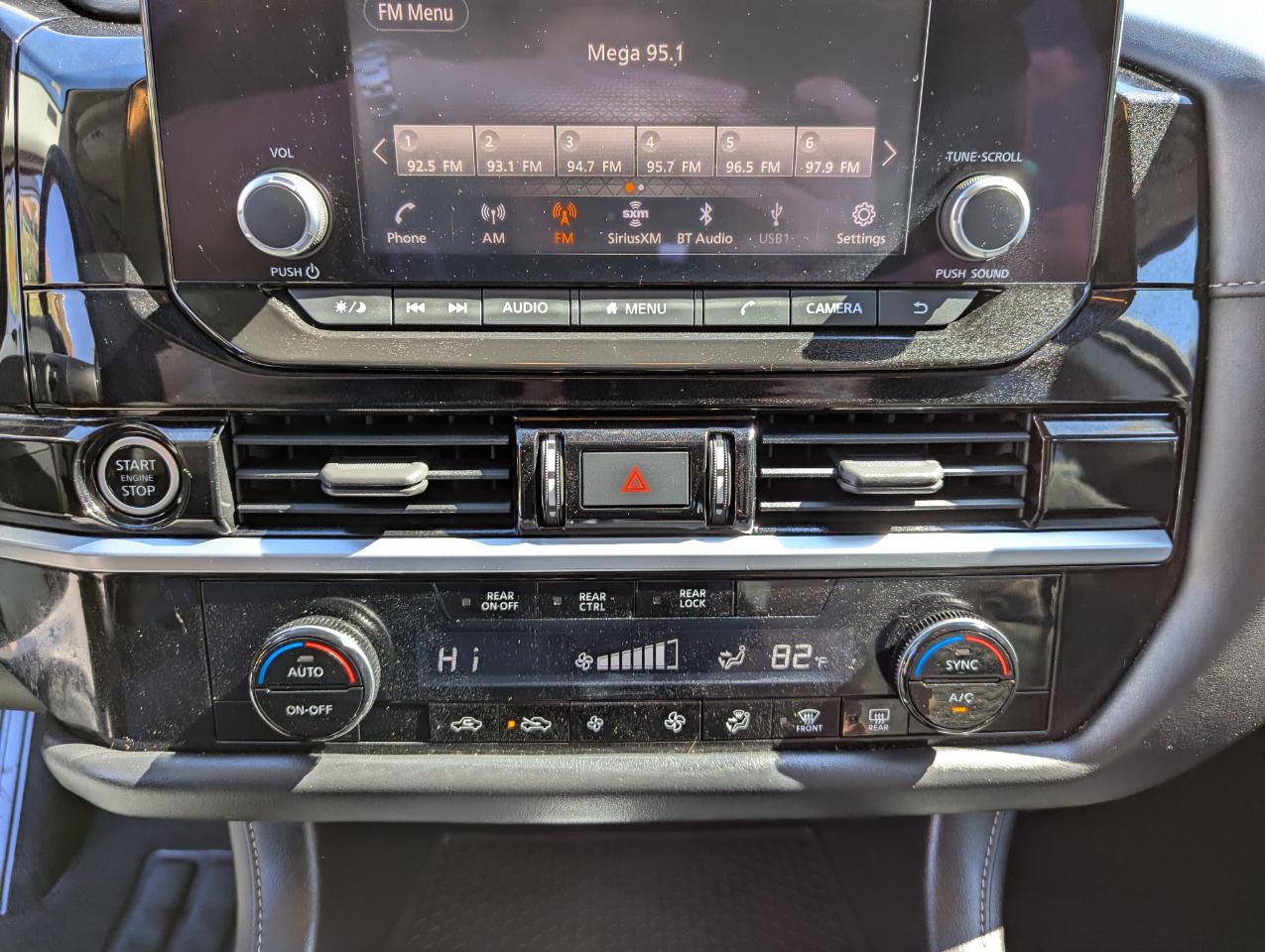 Nissan Pathfinder S 4WD 2022