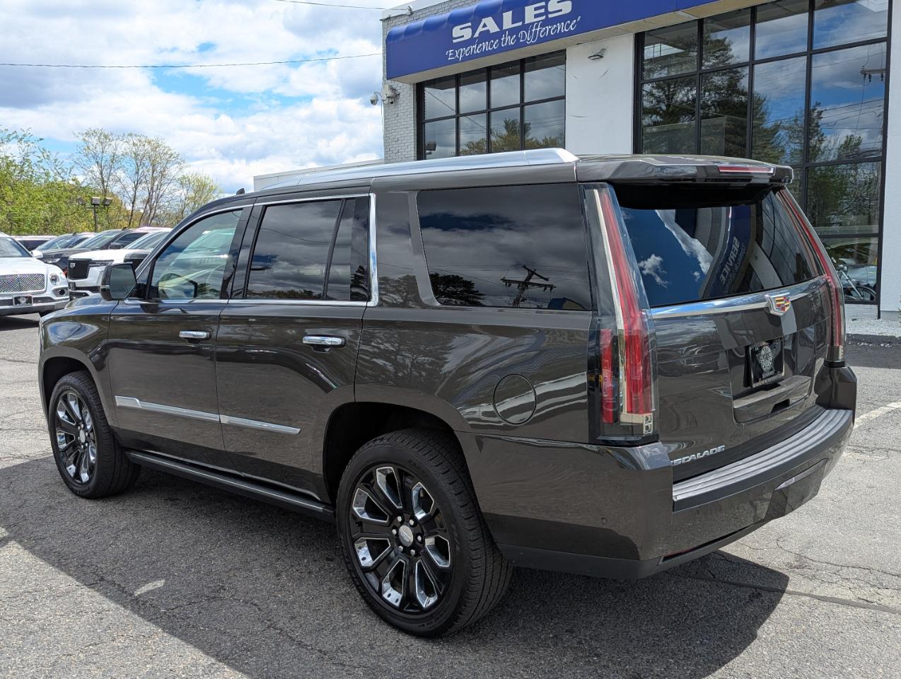 Cadillac Escalade 4WD 4dr Platinum 2020