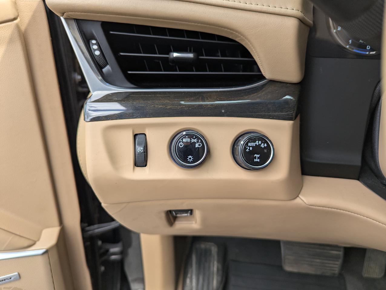 Cadillac Escalade 4WD 4dr Platinum 2020