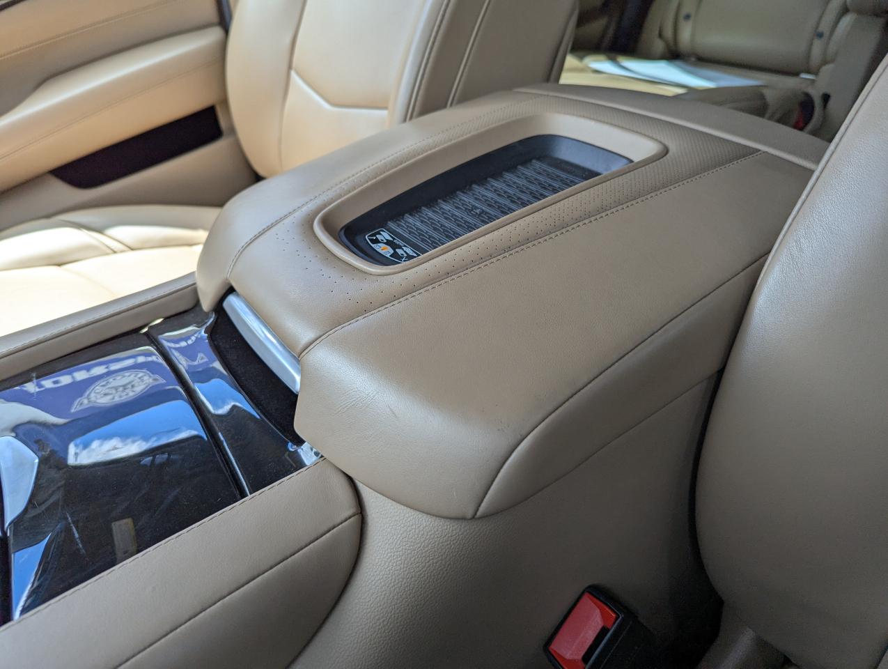 Cadillac Escalade 4WD 4dr Platinum 2020