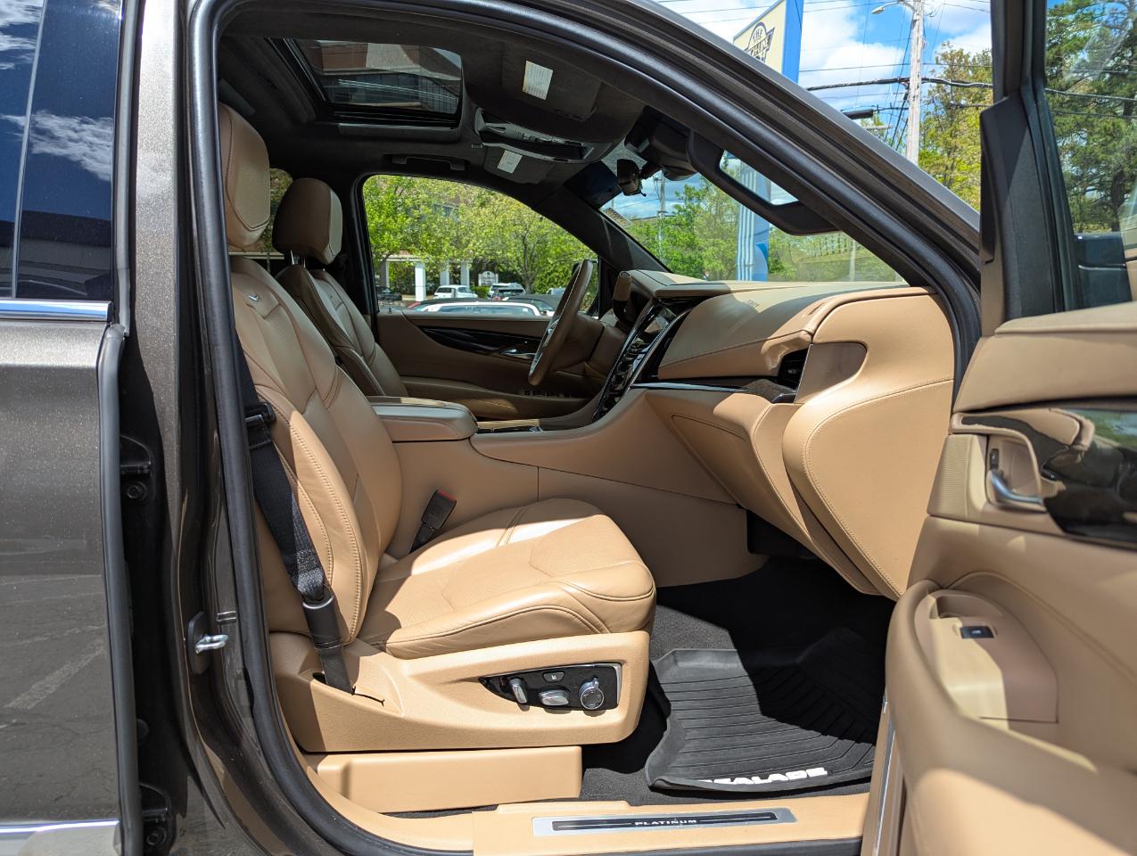 Cadillac Escalade 4WD 4dr Platinum 2020