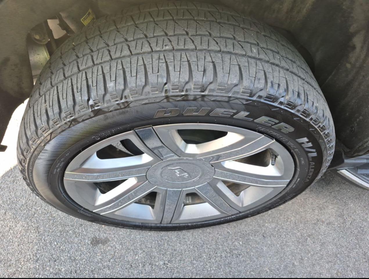 Cadillac Escalade 4WD 4dr Luxury 2017