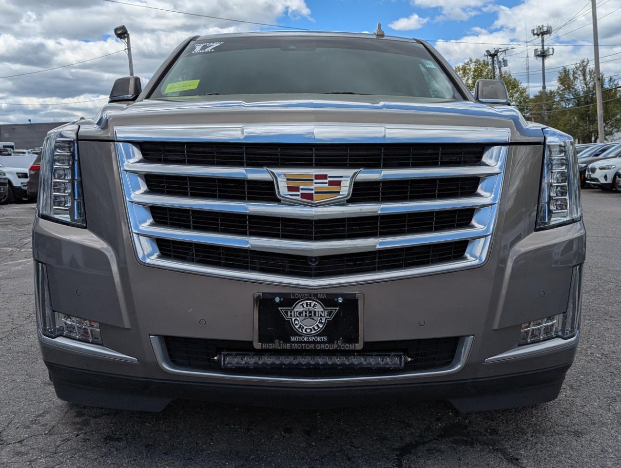 Cadillac Escalade 4WD 4dr Luxury 2017