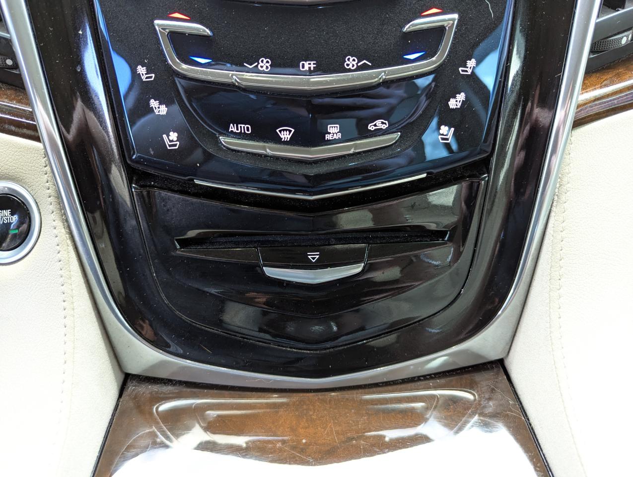 Cadillac Escalade 4WD 4dr Luxury 2017