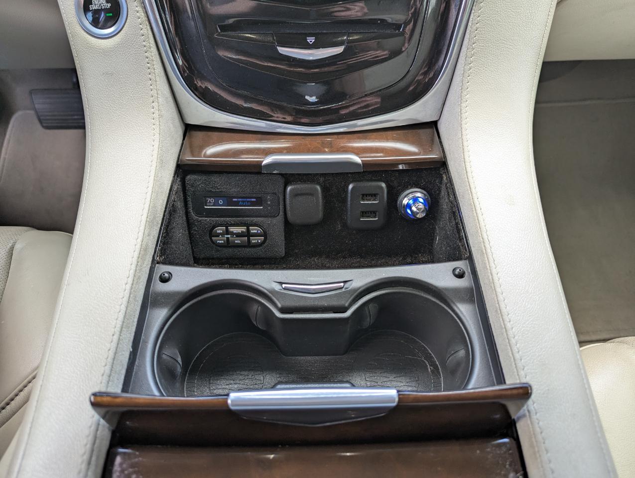 Cadillac Escalade 4WD 4dr Luxury 2017