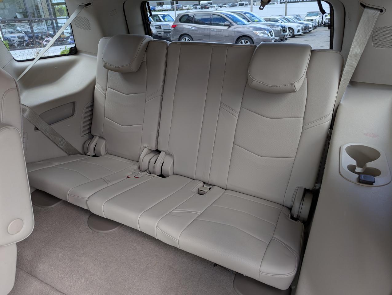 Cadillac Escalade 4WD 4dr Luxury 2017