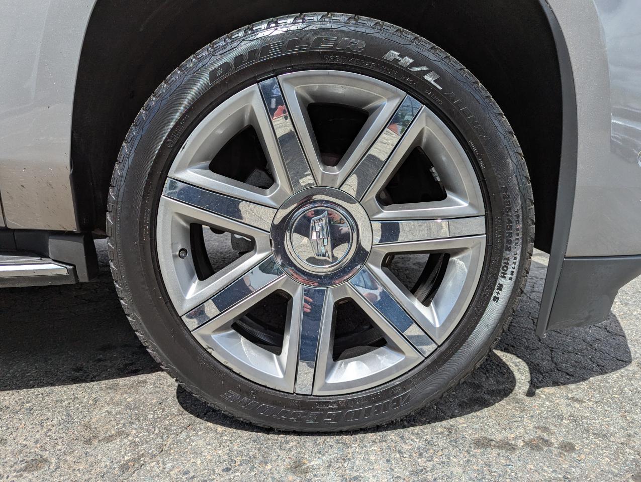 Cadillac Escalade 4WD 4dr Luxury 2017