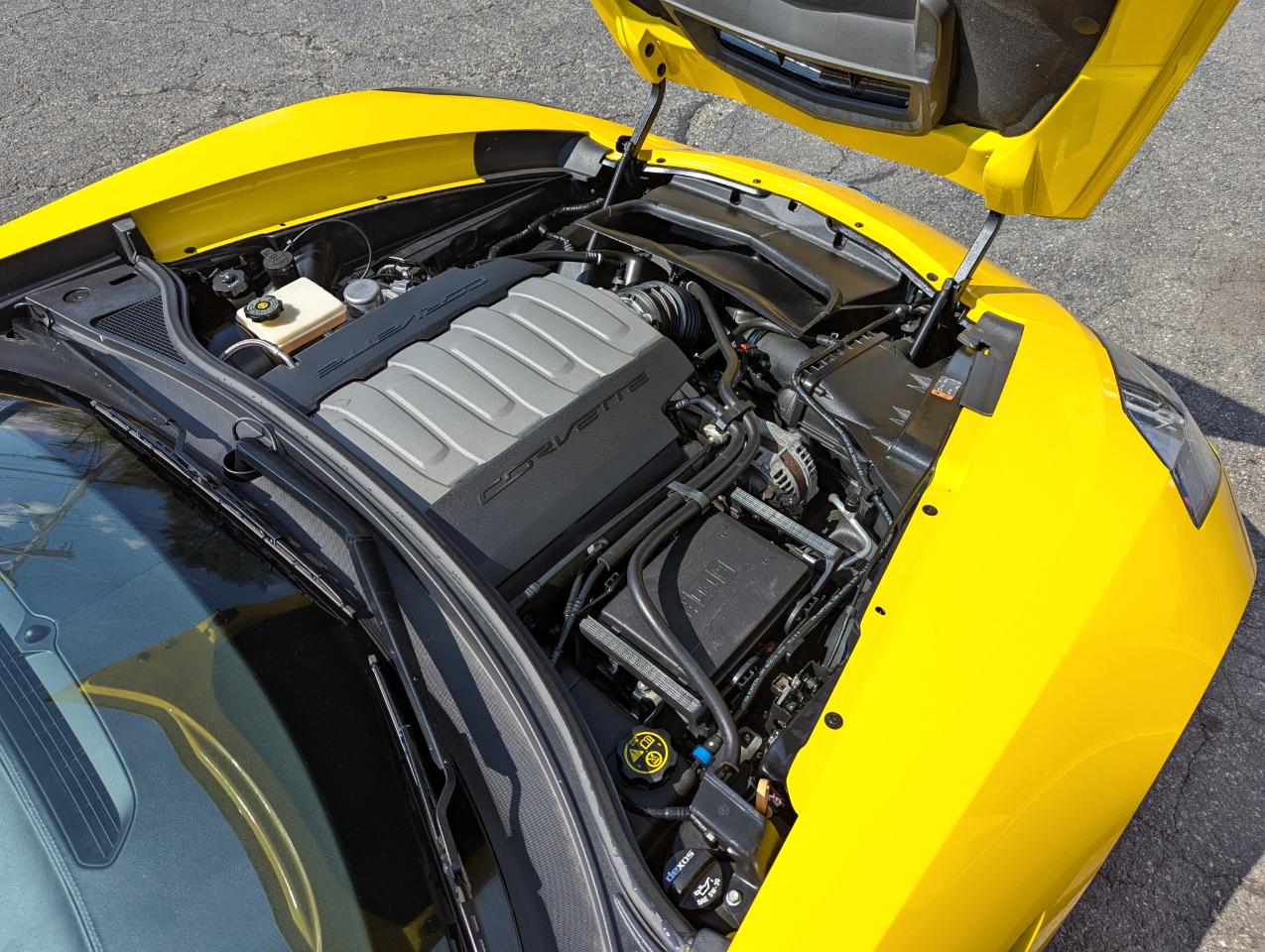 Chevrolet Corvette 2dr Stingray Z51 Conv w/2LT 2015