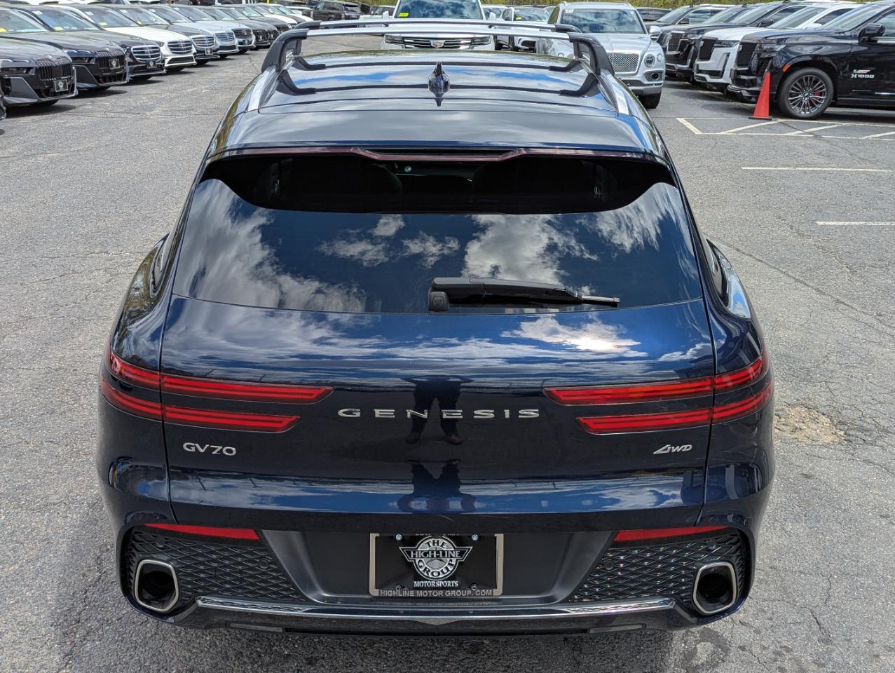 Genesis GV70 2.5T AWD 2023