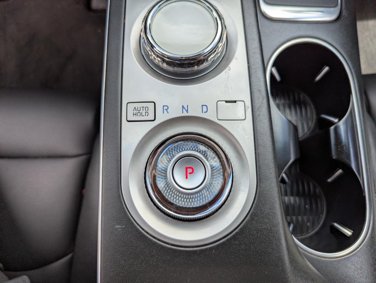 Genesis GV70 2.5T AWD 2023