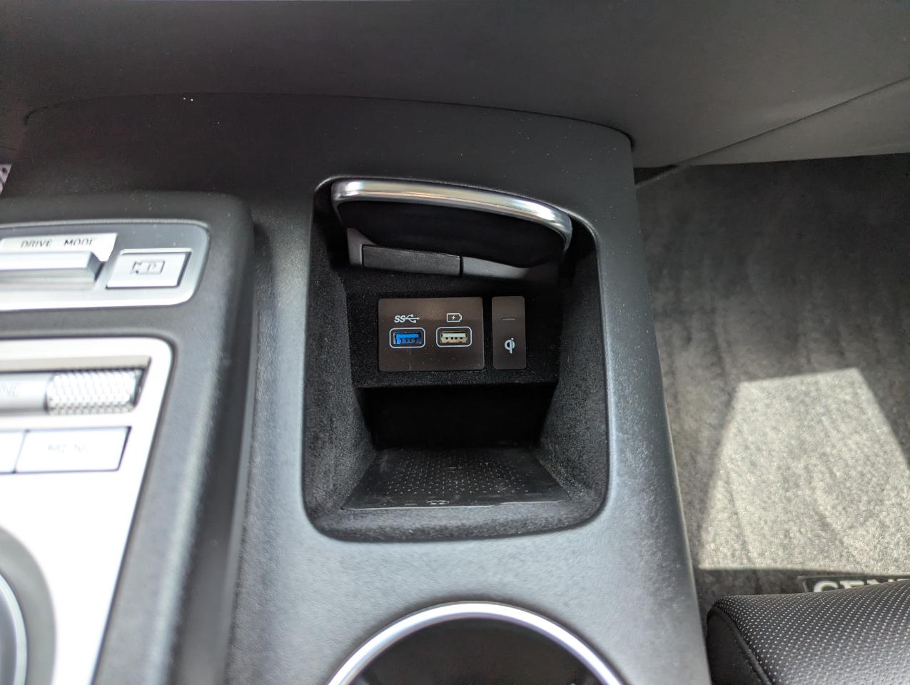 Genesis GV70 2.5T AWD 2023