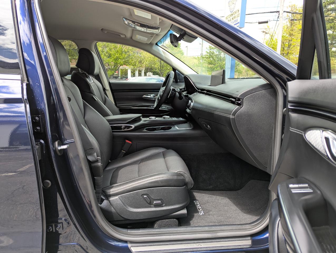 Genesis GV70 2.5T AWD 2023