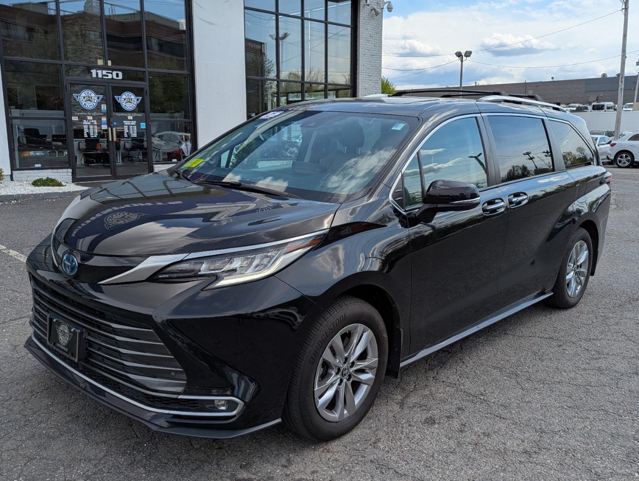Toyota Sienna Limited AWD 7-Passenger (Natl) 2022