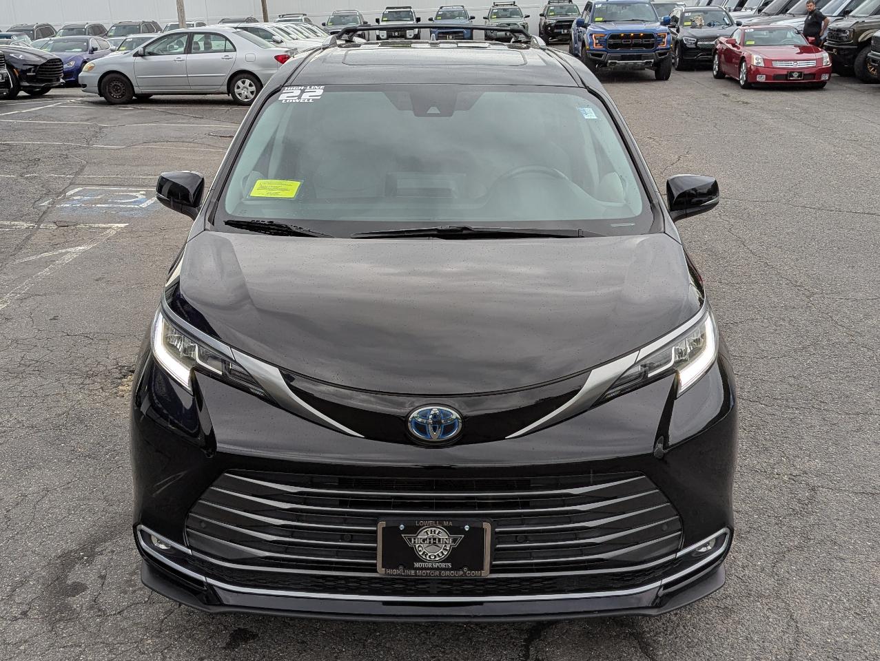 Toyota Sienna Limited AWD 7-Passenger (Natl) 2022