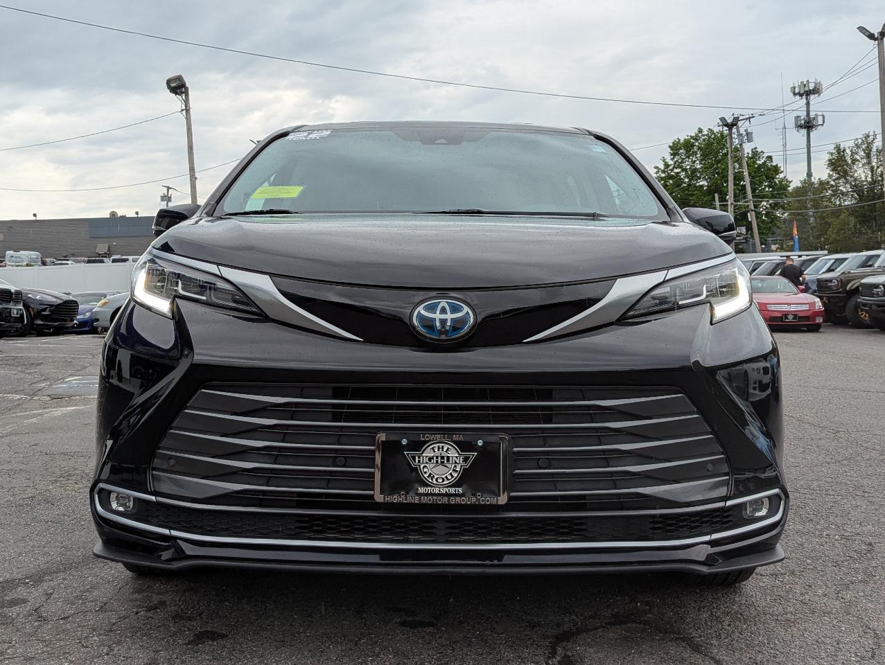 Toyota Sienna Limited AWD 7-Passenger (Natl) 2022