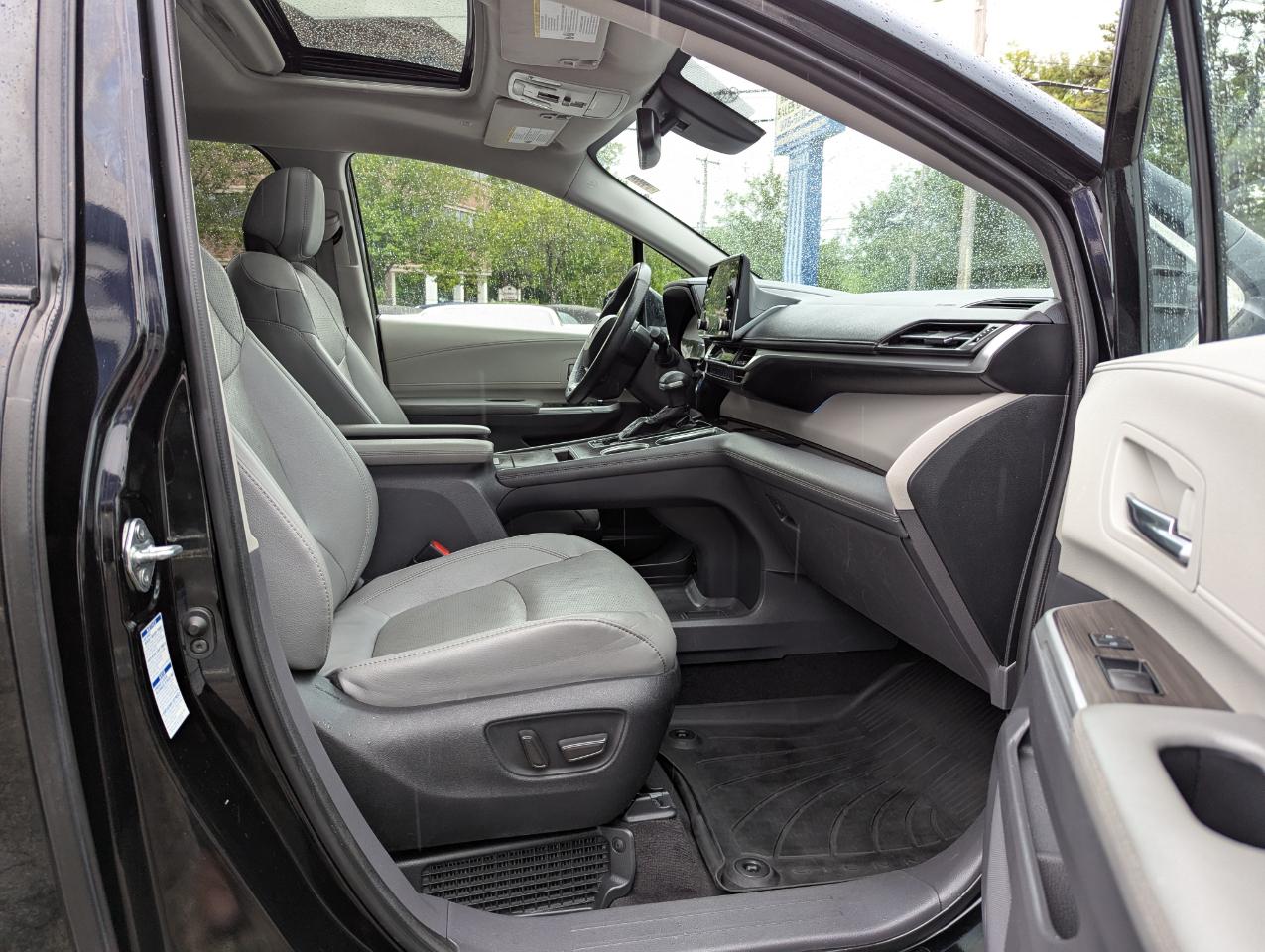 Toyota Sienna Limited AWD 7-Passenger (Natl) 2022