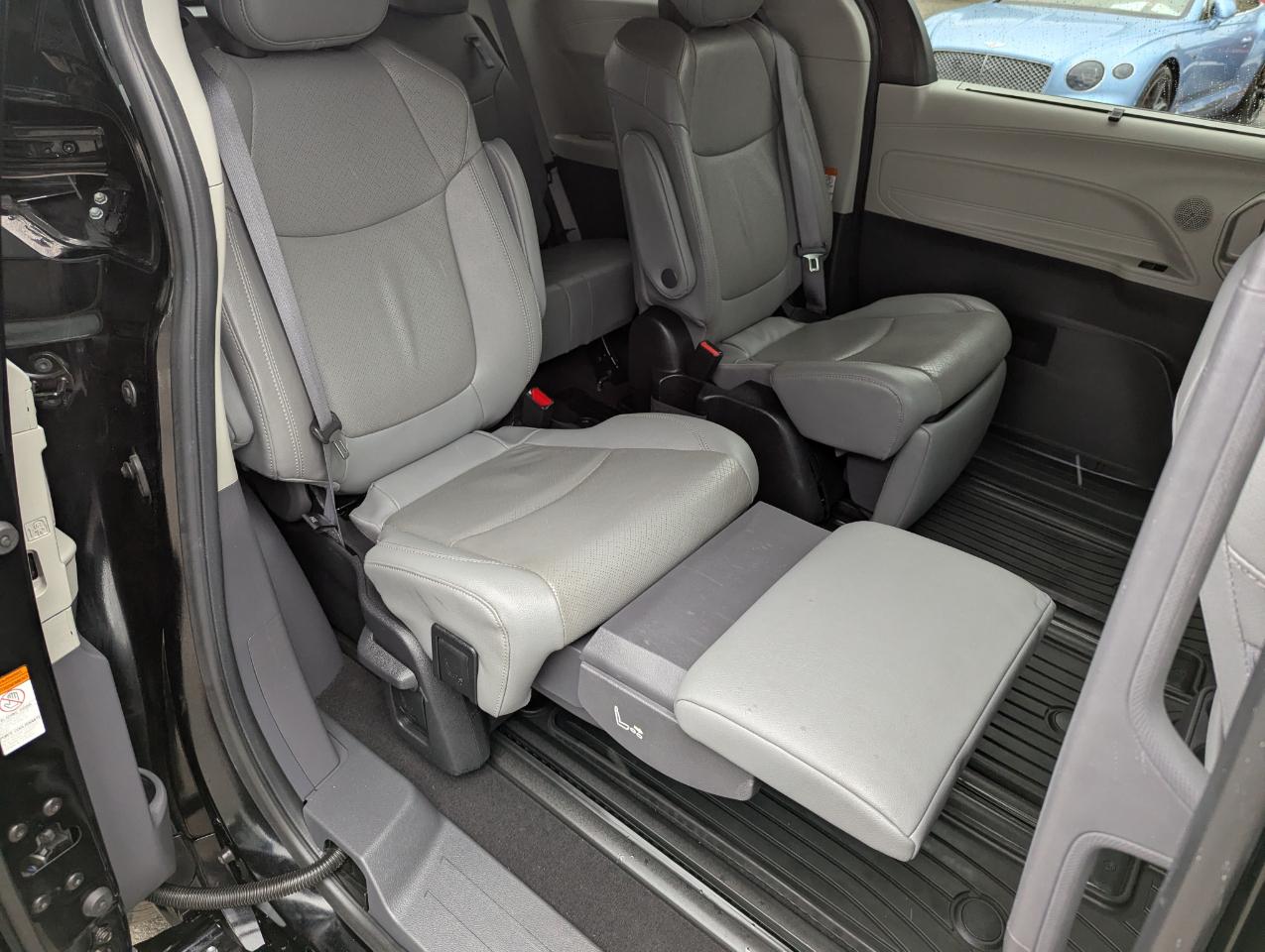 Toyota Sienna Limited AWD 7-Passenger (Natl) 2022