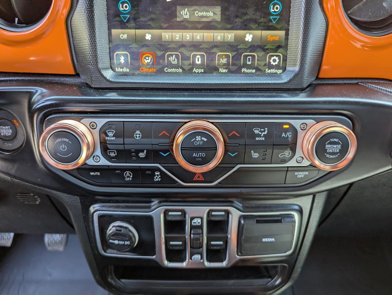 Jeep Gladiator Willys 4x4 2022