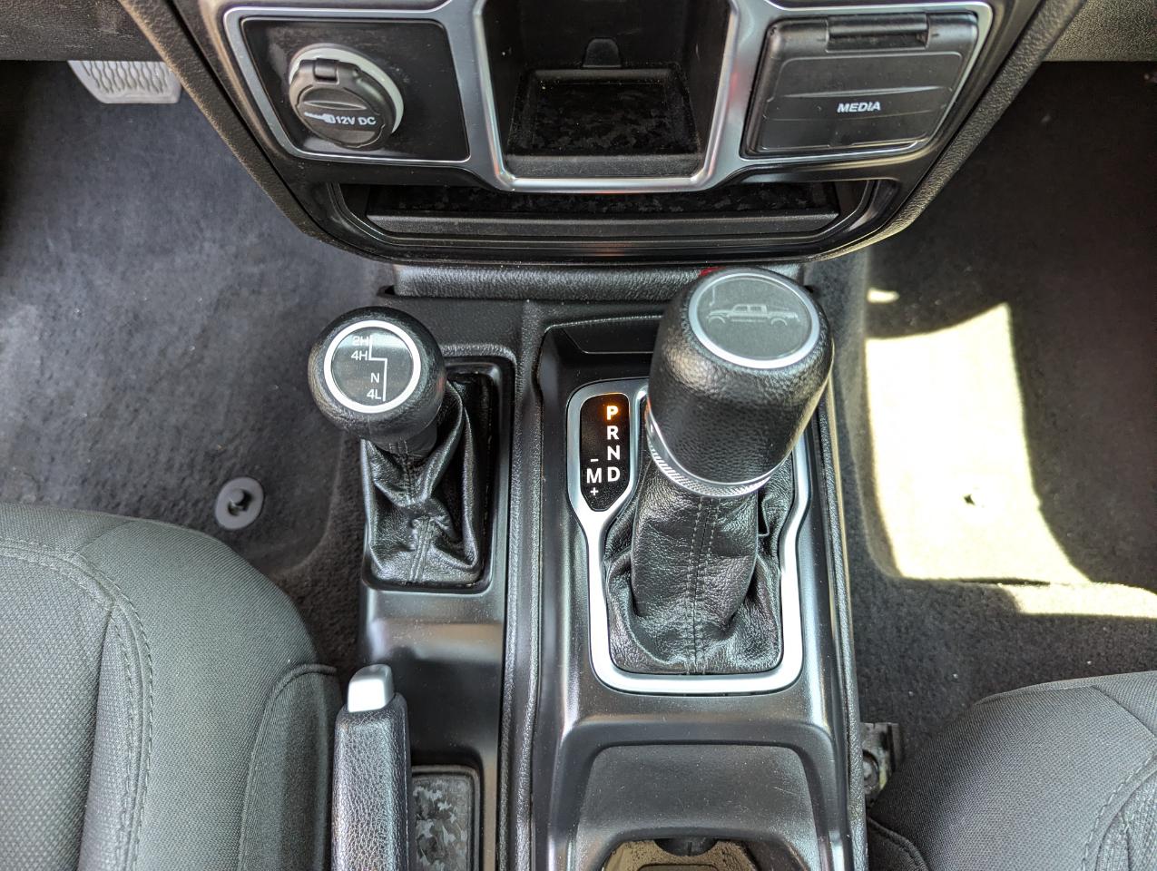 Jeep Gladiator Willys Sport 4x4 2022