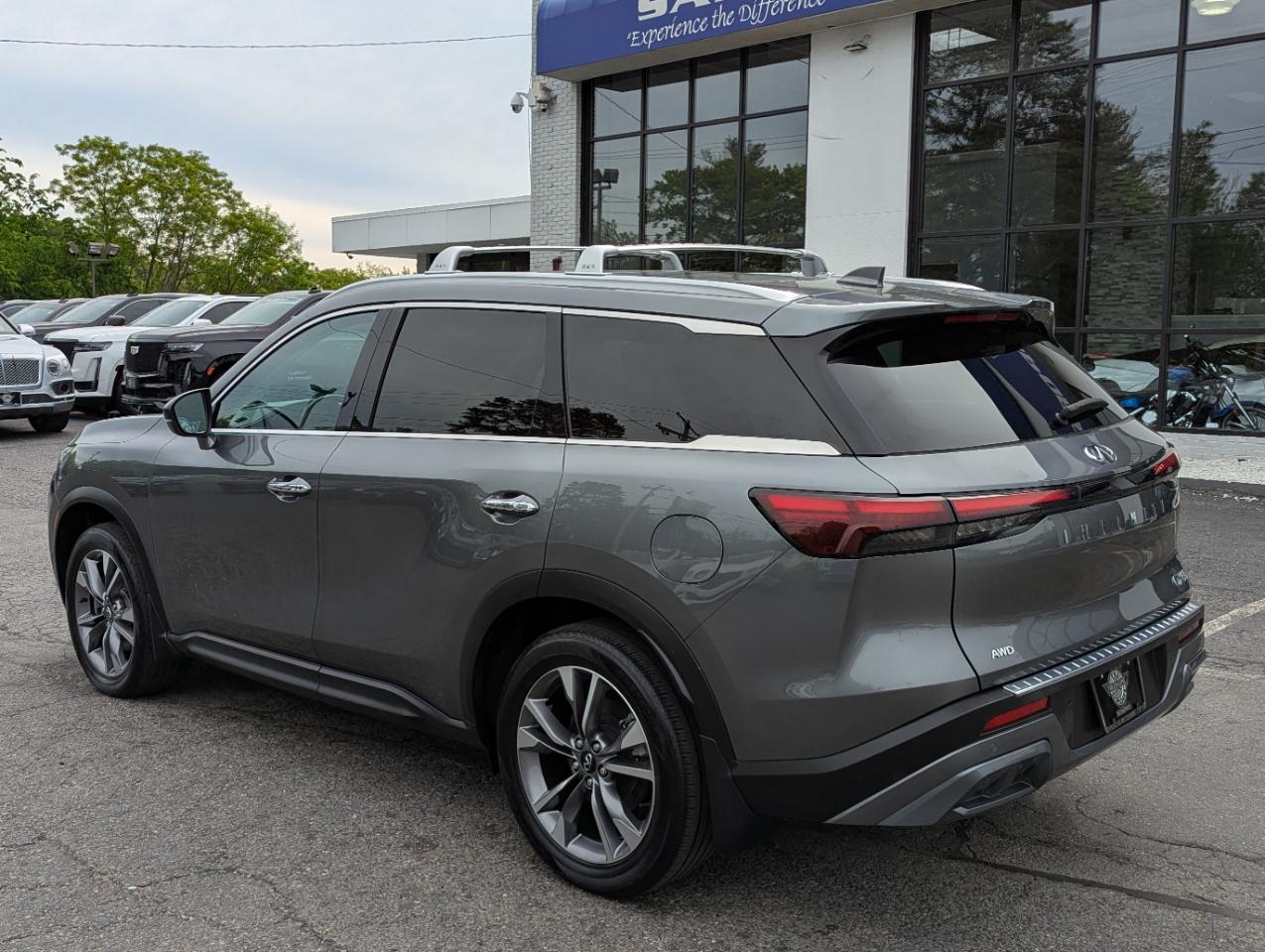 Infiniti QX60 LUXE AWD 2022
