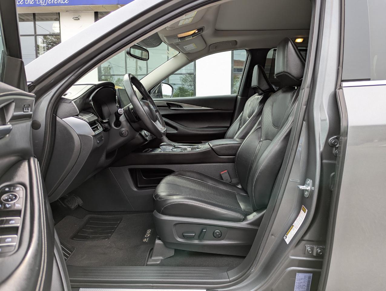 Infiniti QX60 LUXE AWD 2022