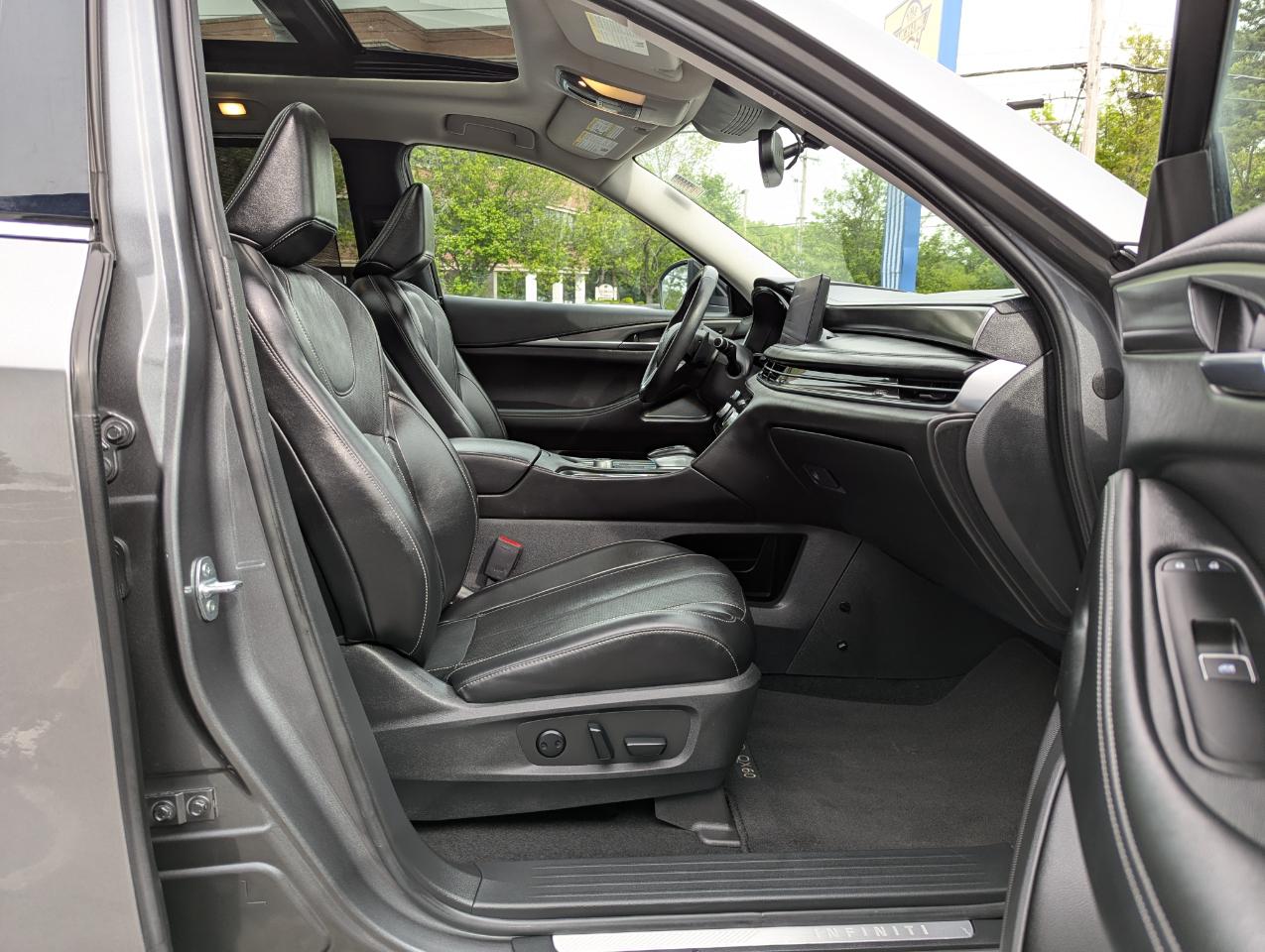 Infiniti QX60 LUXE AWD 2022