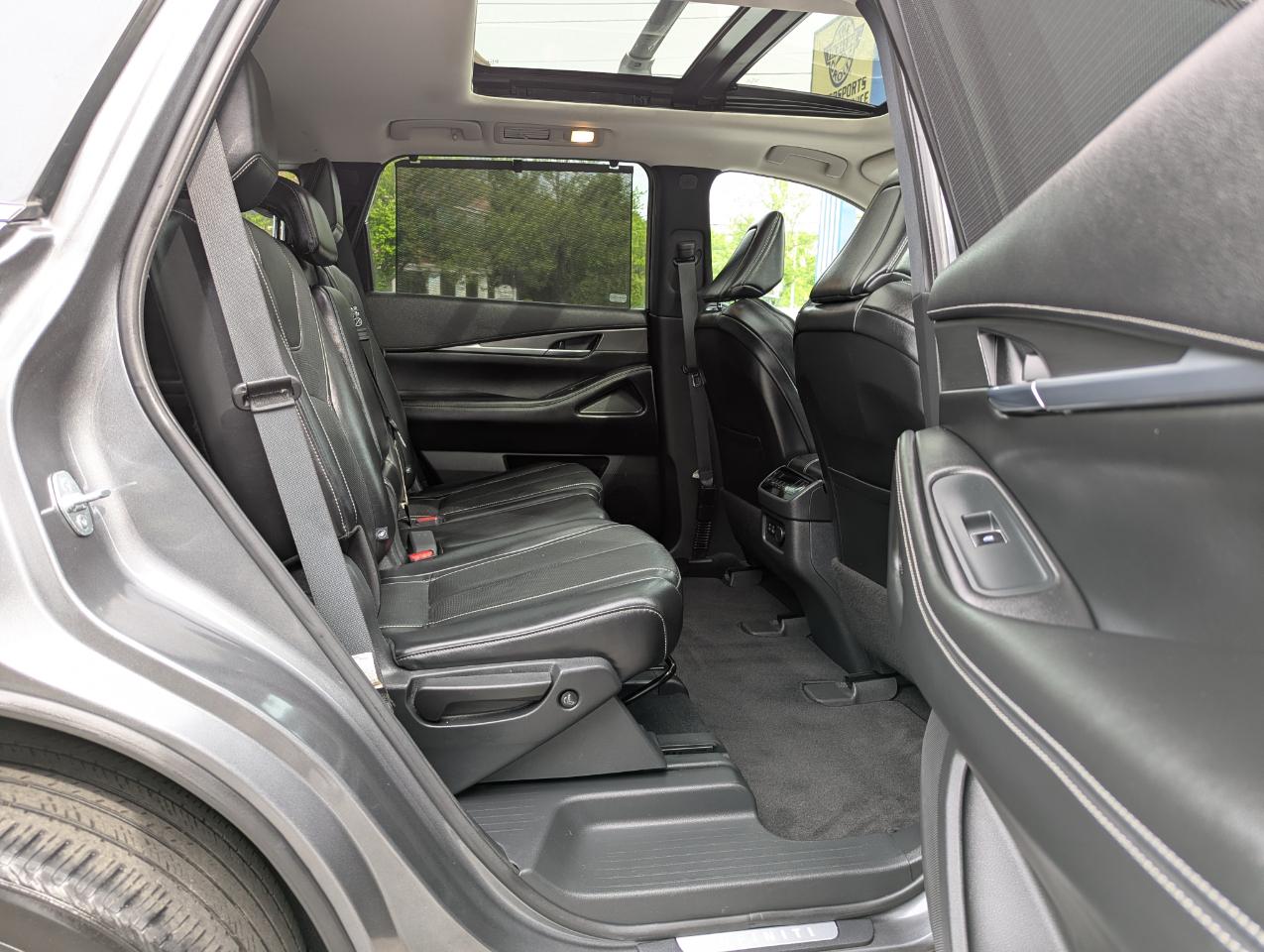 Infiniti QX60 LUXE AWD 2022