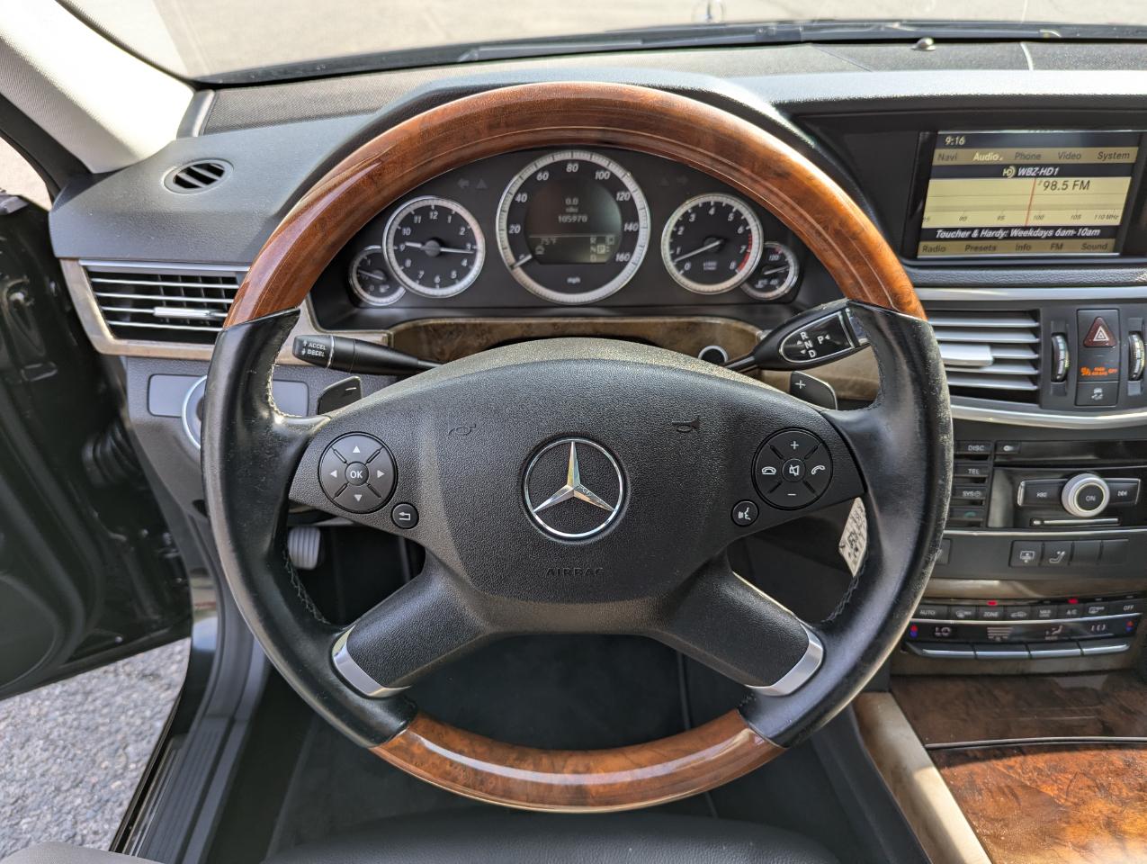 Mercedes-Benz E-Class 4dr Sdn E 350 Sport 4MATIC 2010