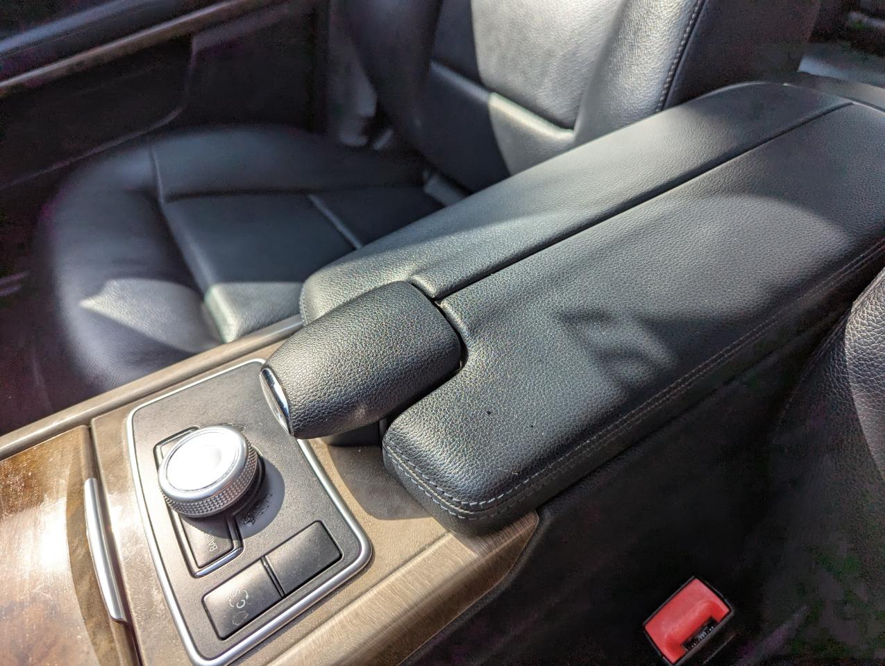Mercedes-Benz E-Class 4dr Sdn E 350 Sport 4MATIC 2010