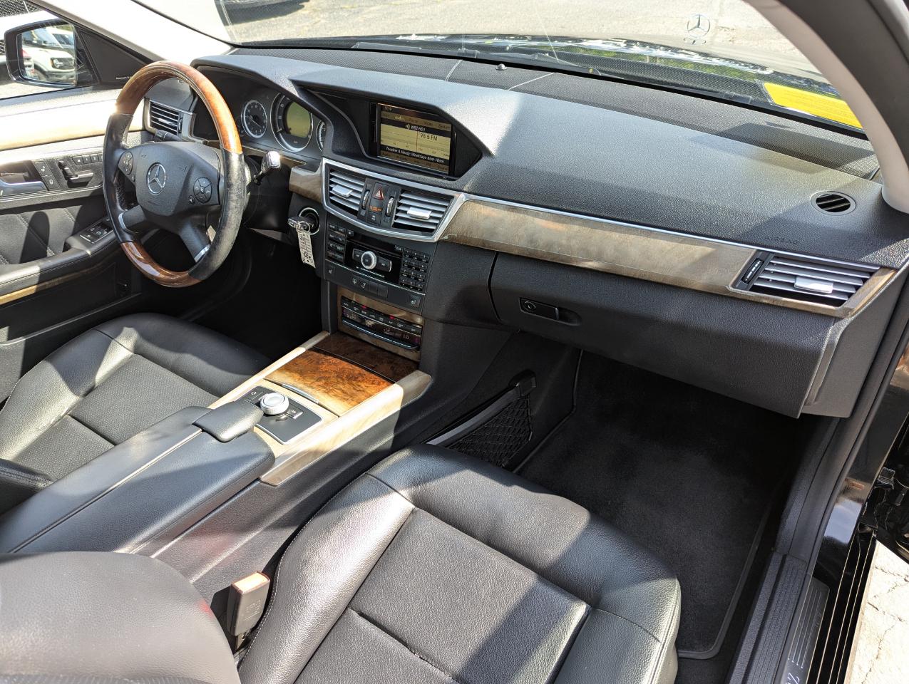 Mercedes-Benz E-Class 4dr Sdn E 350 Sport 4MATIC 2010