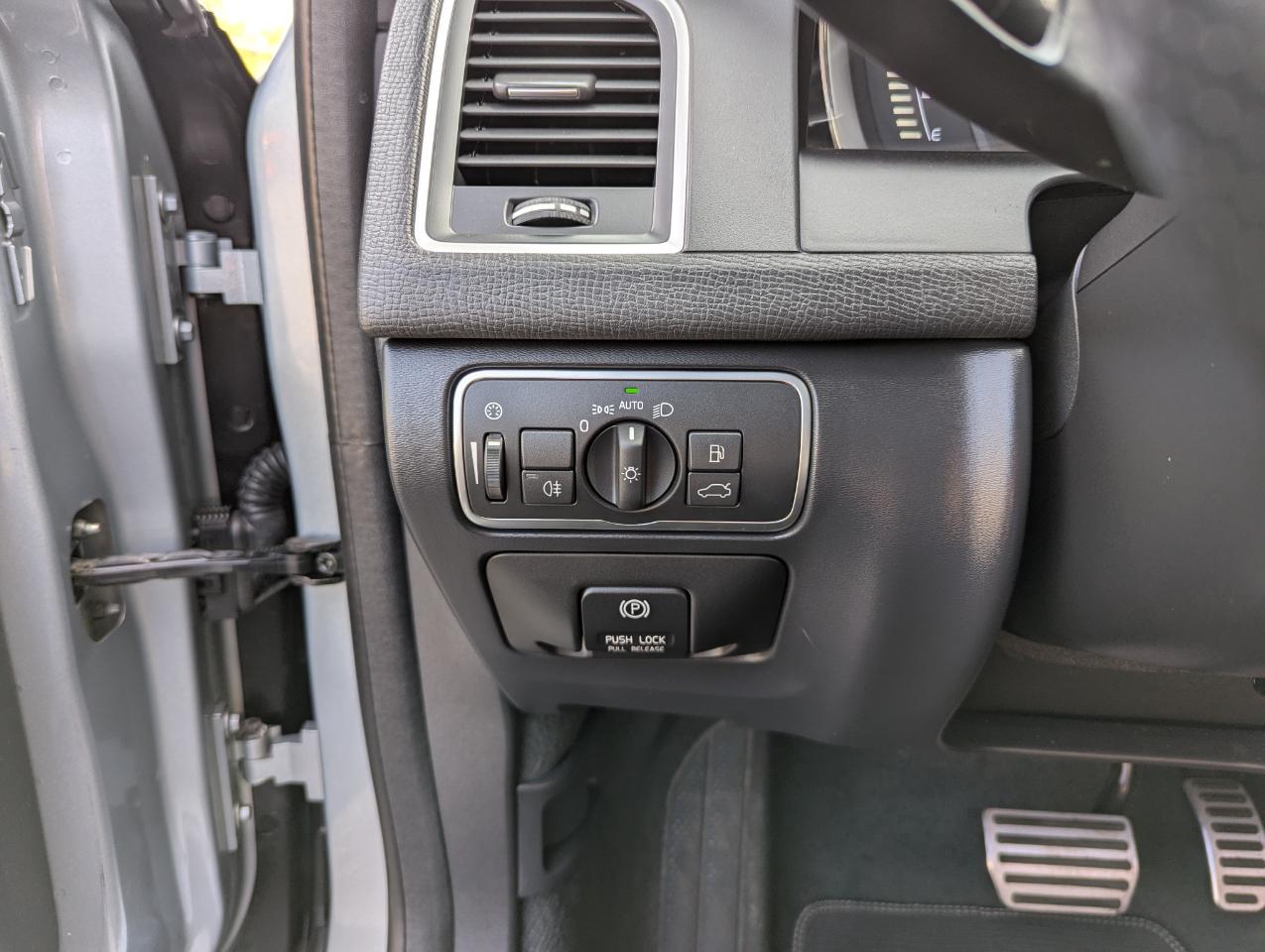 Volvo XC60 AWD 4dr 3.0L 2014