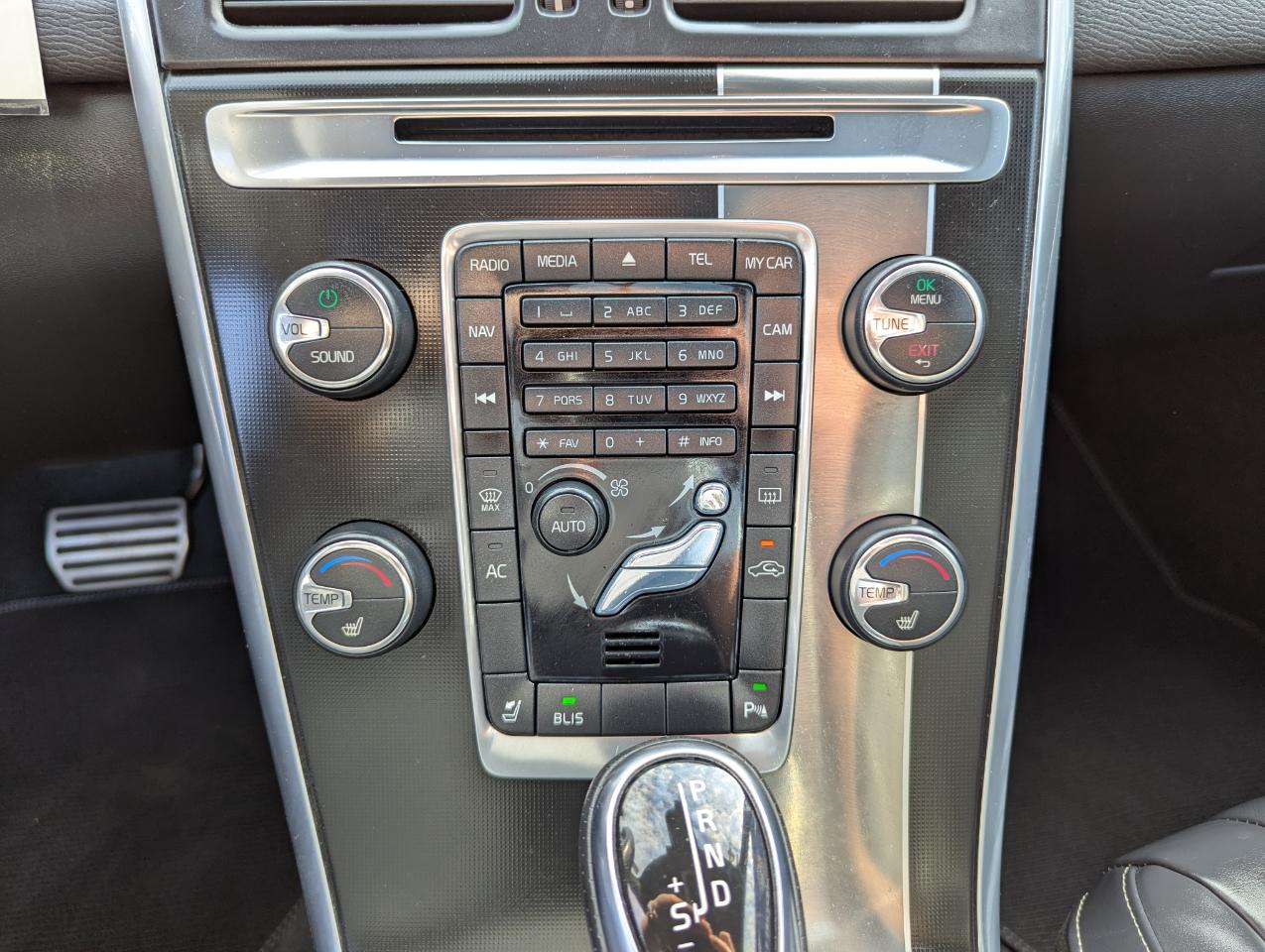 Volvo XC60 AWD 4dr 3.0L 2014
