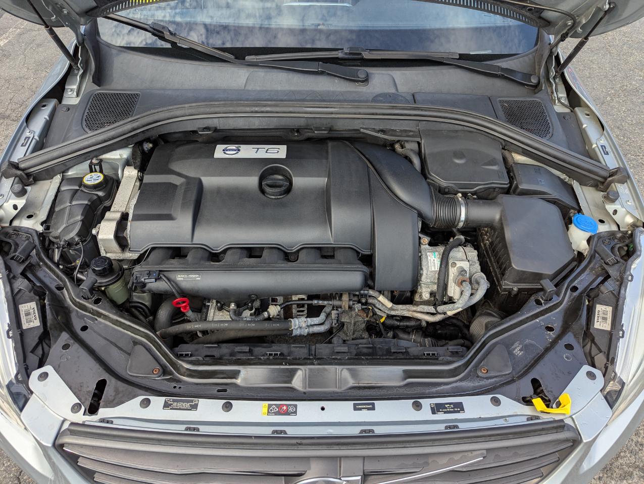 Volvo XC60 AWD 4dr 3.0L 2014