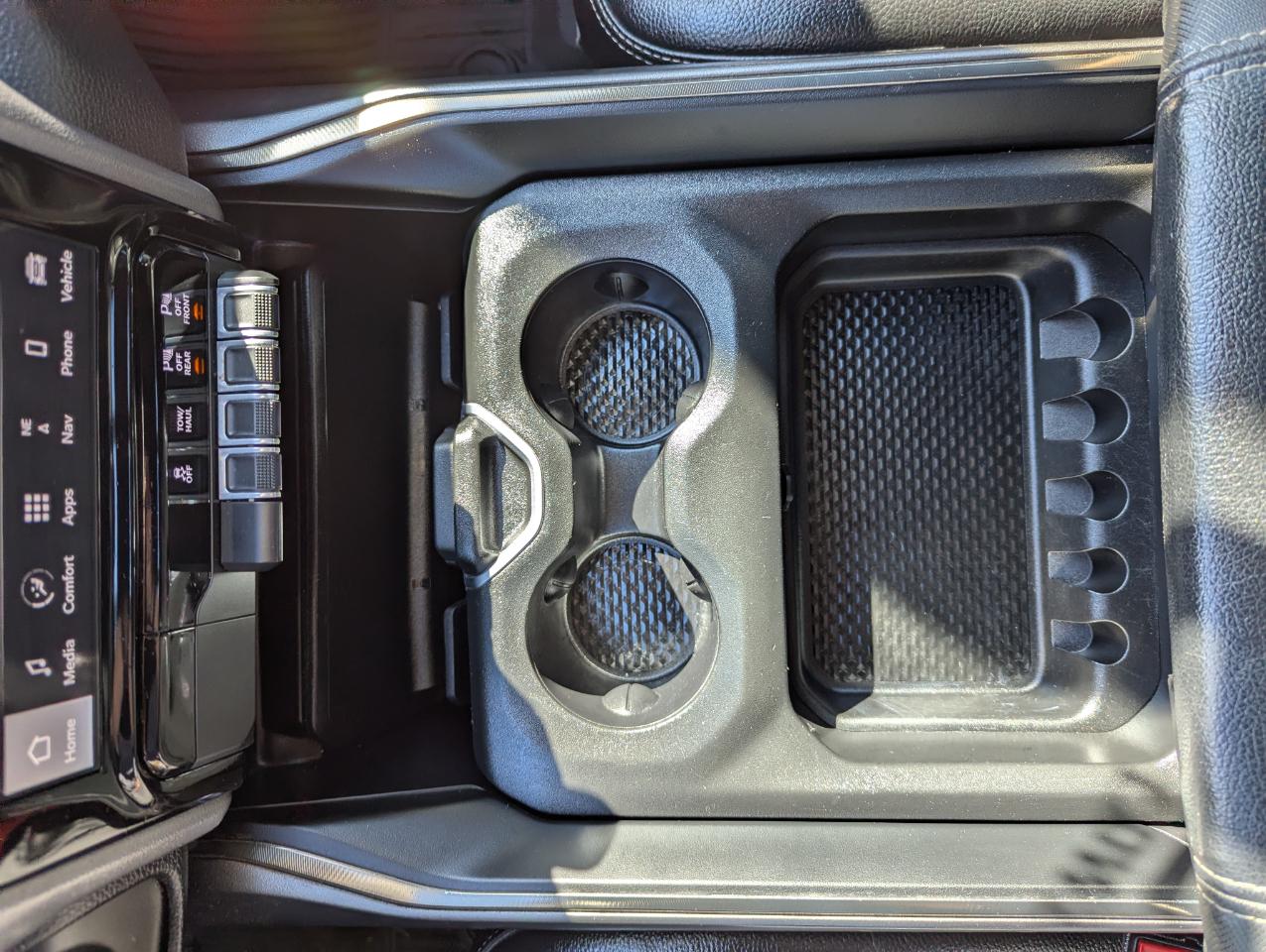 RAM 1500 Sport 4x4 Crew Cab 5'7" Box 2022