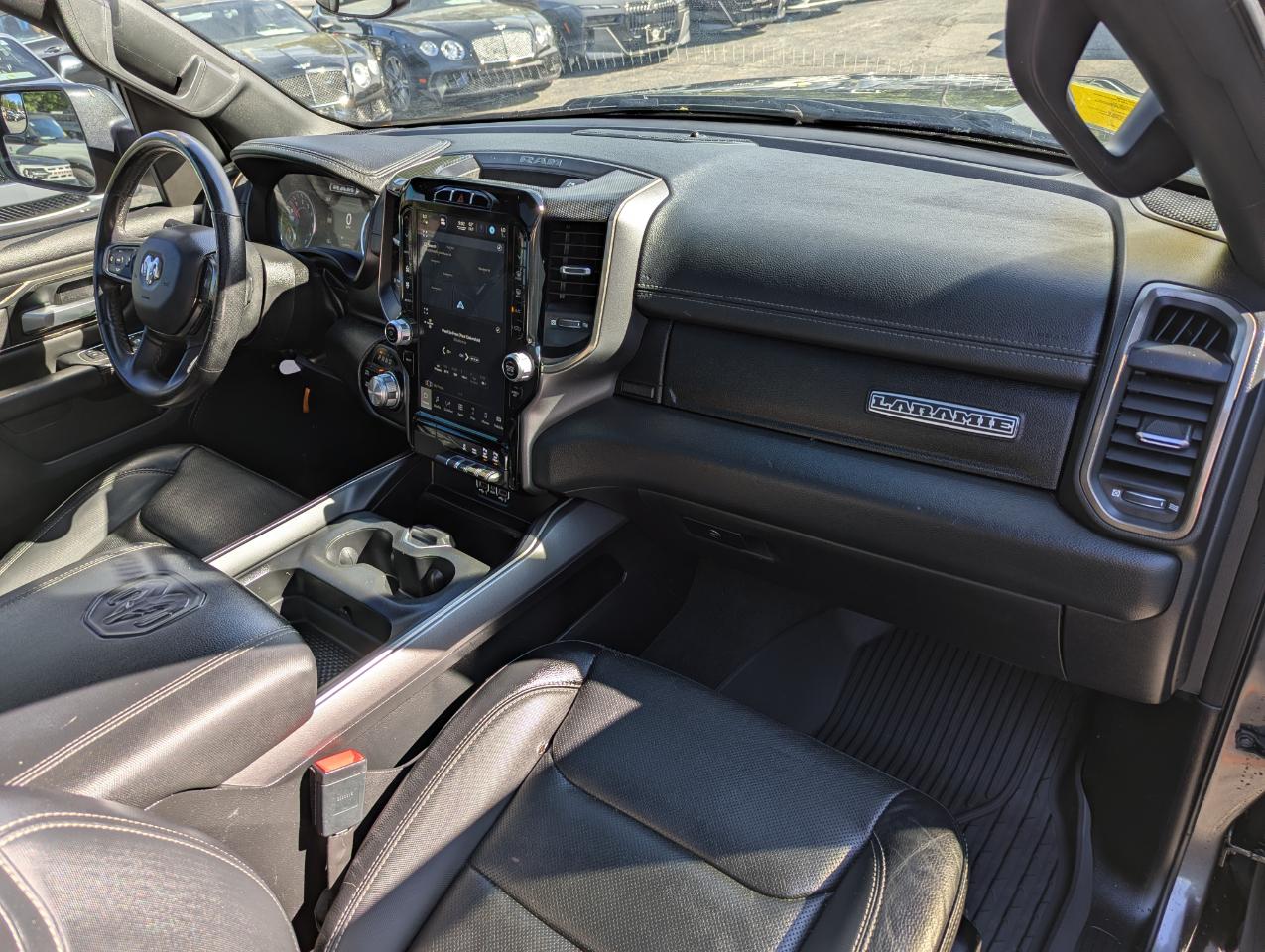 RAM 1500 Sport 4x4 Crew Cab 5'7" Box 2022