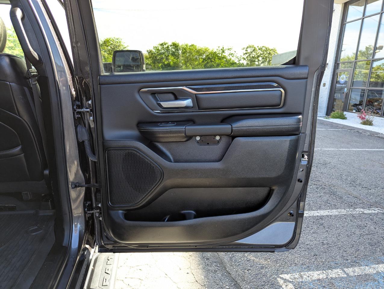 RAM 1500 Sport 4x4 Crew Cab 5'7" Box 2022
