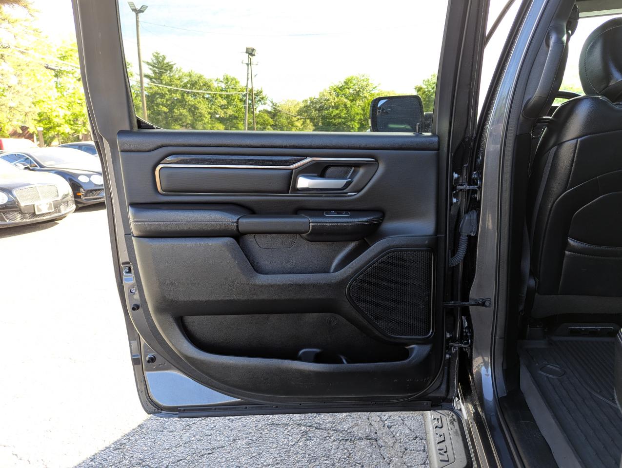 RAM 1500 Sport 4x4 Crew Cab 5'7" Box 2022