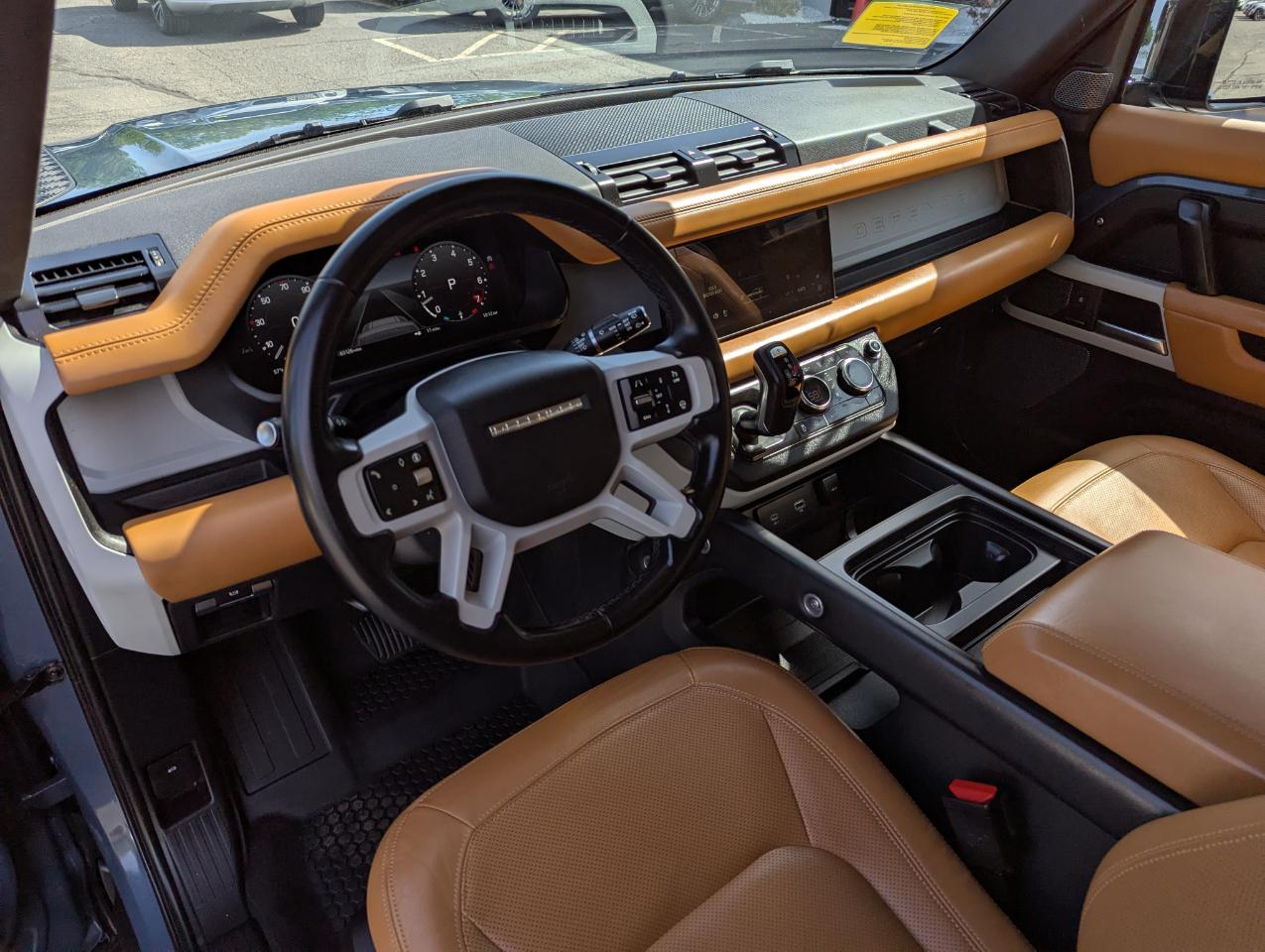 Land Rover Defender 90 P300 S 2024