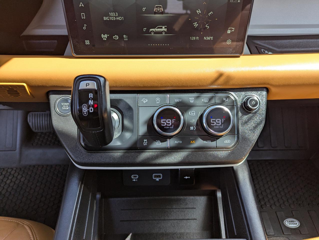 Land Rover Defender 90 P300 S 2024