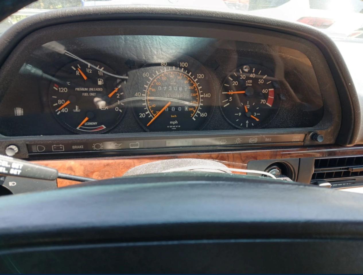 Mercedes-Benz 560 Series 2dr Coupe 560SEC 1991